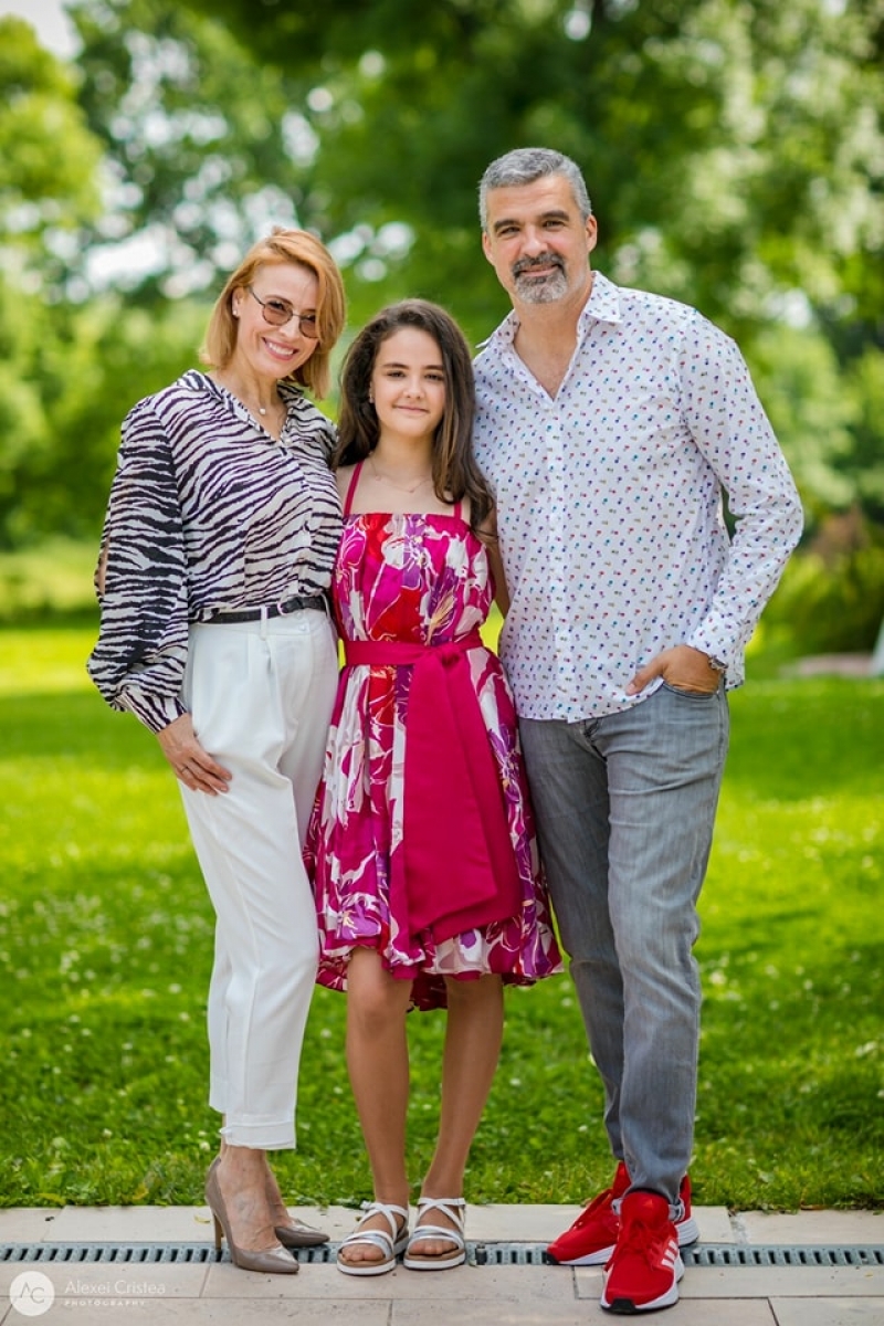 Ce nu are voie să facă sub nicio formă fiica Monicăi Davidescu și a lui Aurelian Temișan