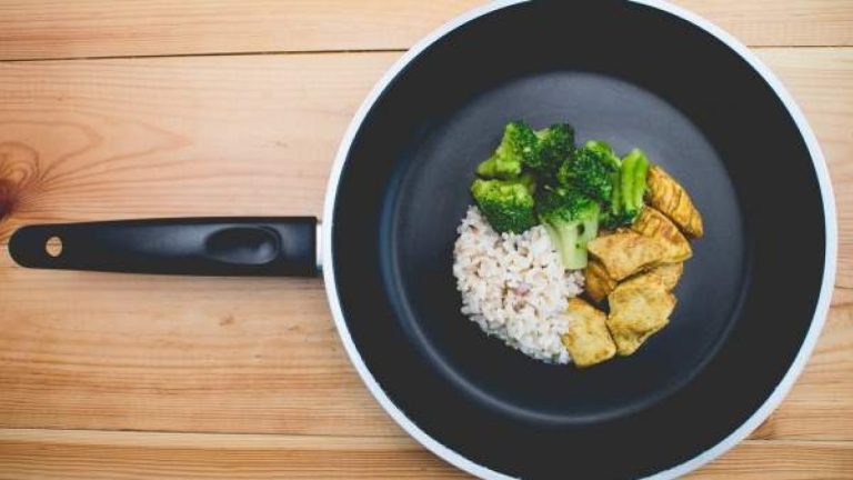 Ce alimente poți prăji fără ulei. Sunt extrem de sățioase și gustoase