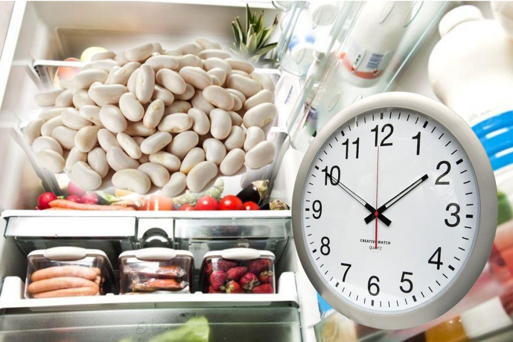 Cat trebuie tinuta fasolea in frigider inainte de a o pune la fiert. Secretul ca sa fiarba mai repede si sa nu se lipeasca de oala