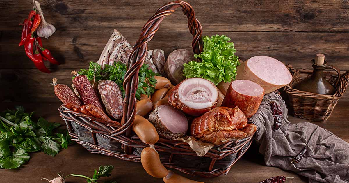 Ce contine salamul de Sibiu