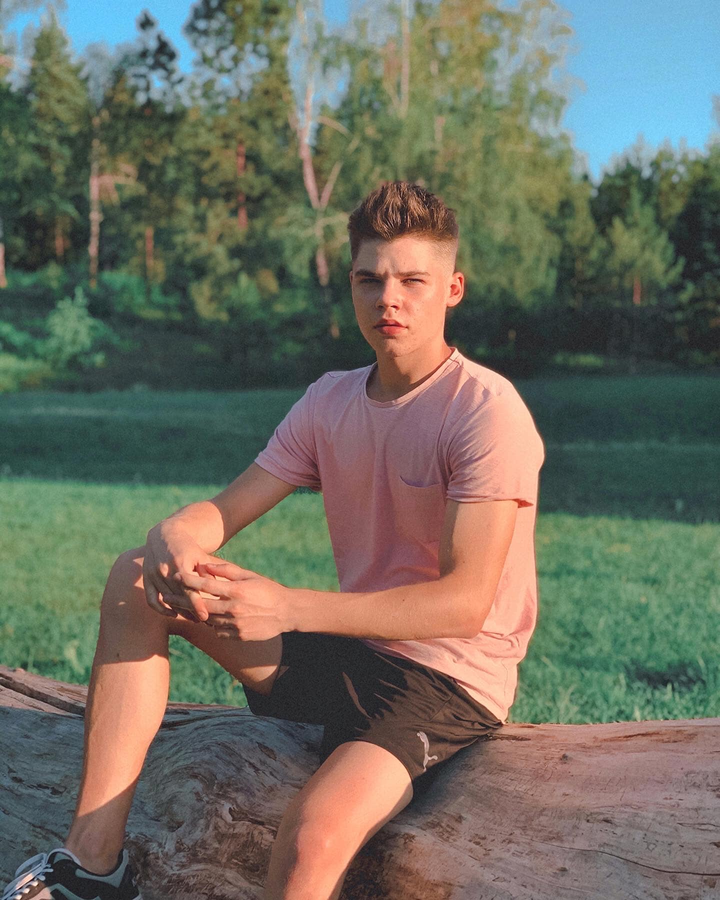 Cine este Cristian Porcari, artistul care face furori cu piesa RanaRan