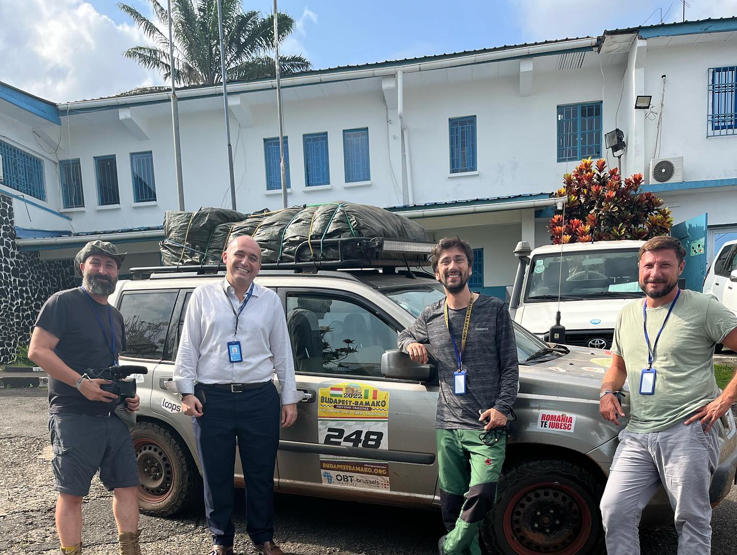 Cosmin Savu si-a lasat masina in Africa, dupa ultima expeditie umanitara 1