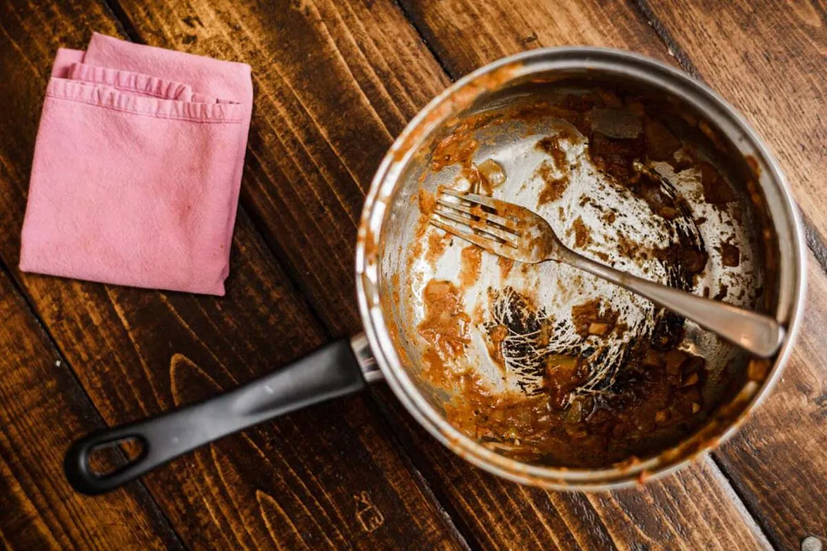 Cum scapi de arsura de pe oale