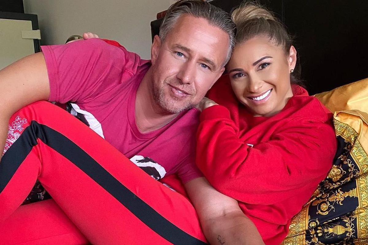 De ce a divortat Laurentiu Reghecampf de prima sotie, de fapt 1