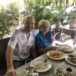 Mihai Mitoșeru și mama sa