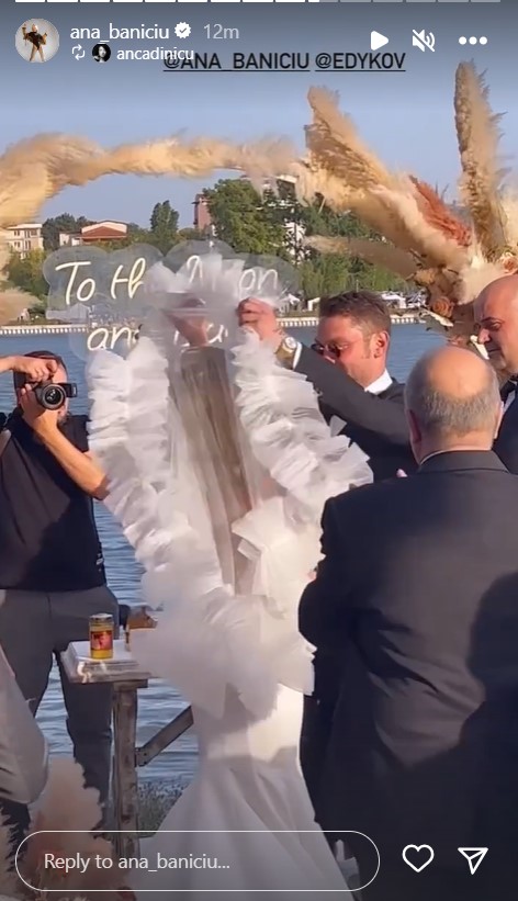 Rochia de mireasa spectaculoasa purtată de Ana Baniciu la nunta ei 5