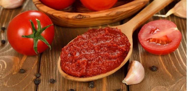 Secretul pentru ca bulionul să reziste până la un an fără să facă mucegai. Ce trebuie să faci când îl fierbi