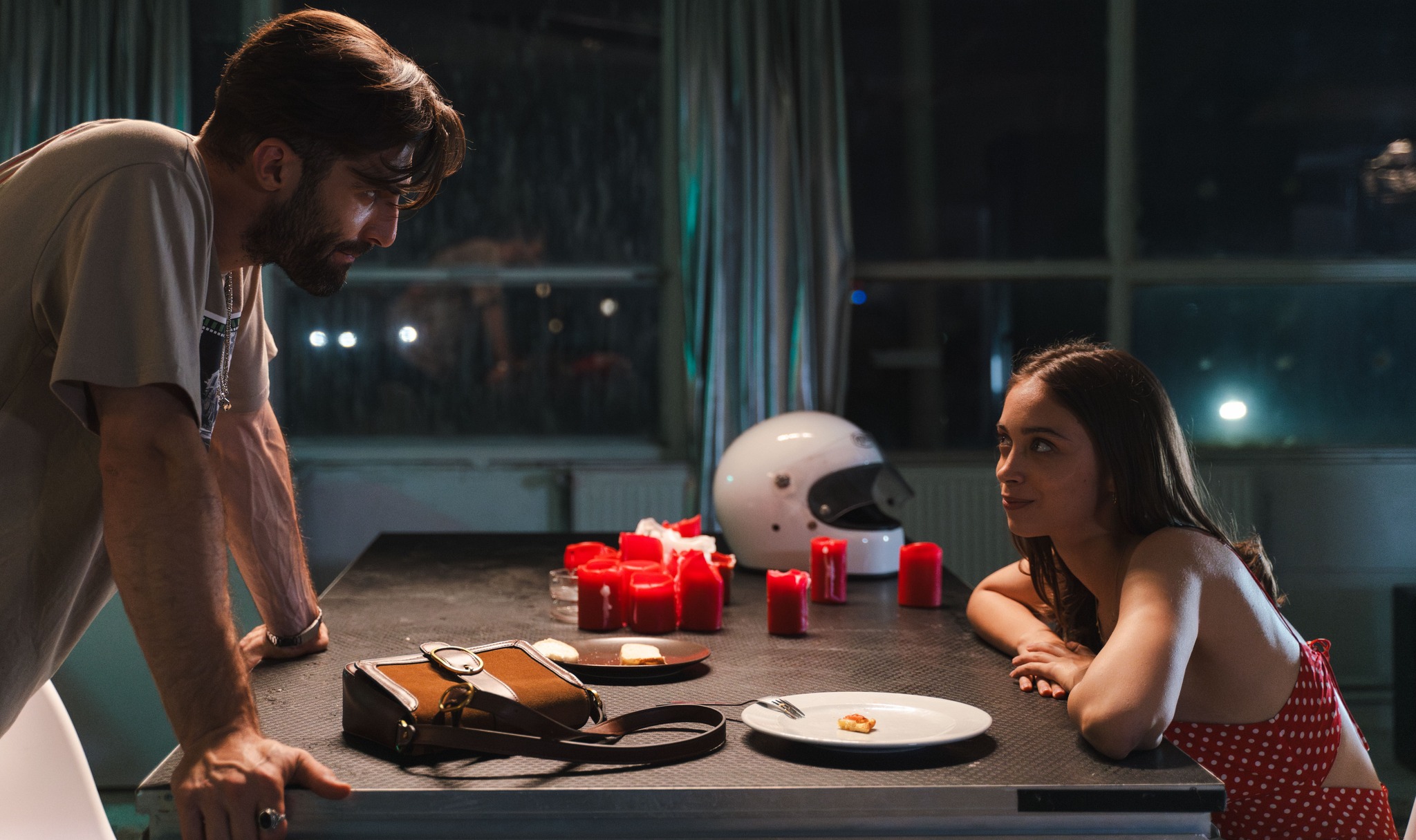 Teona Stavarachi, despre scenele intime din primul episod ”Groapa” 3