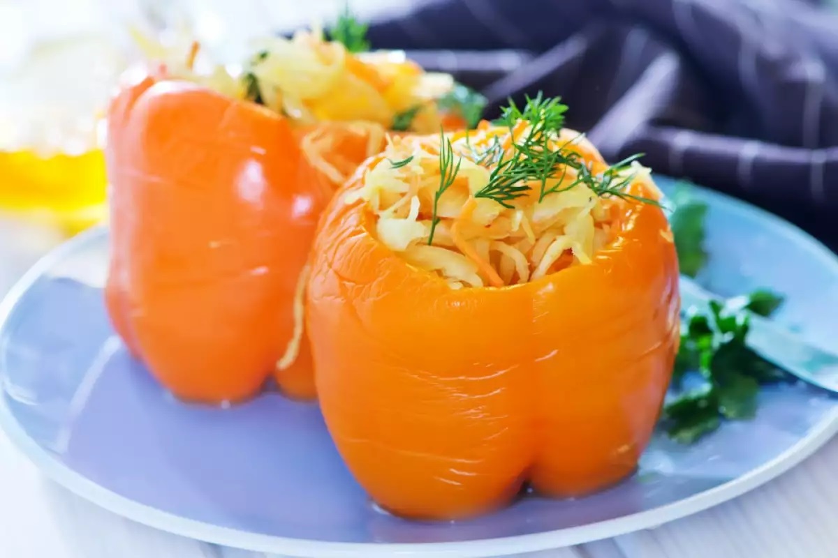 Ardei umpluți cu varză pentru iarnă