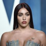 Fiica Madonnei, aparitie de senzatie intr-o rochie transparenta si fara sutien