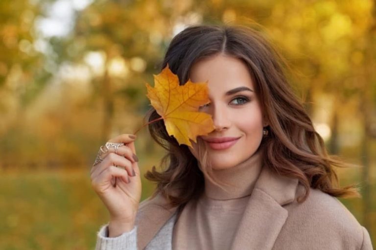 3 culori de păr care te întineresc. Sunt la modă în toamna anului 2023