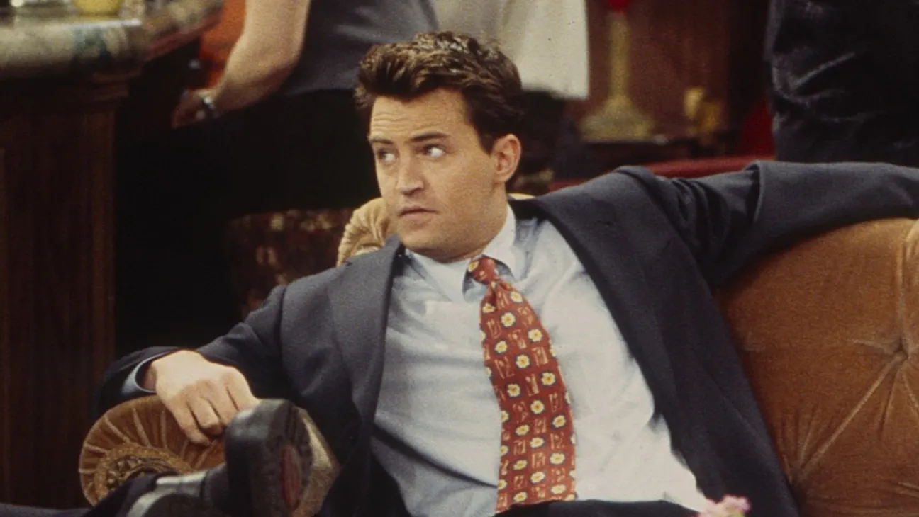 A murit Matthew Perry 2