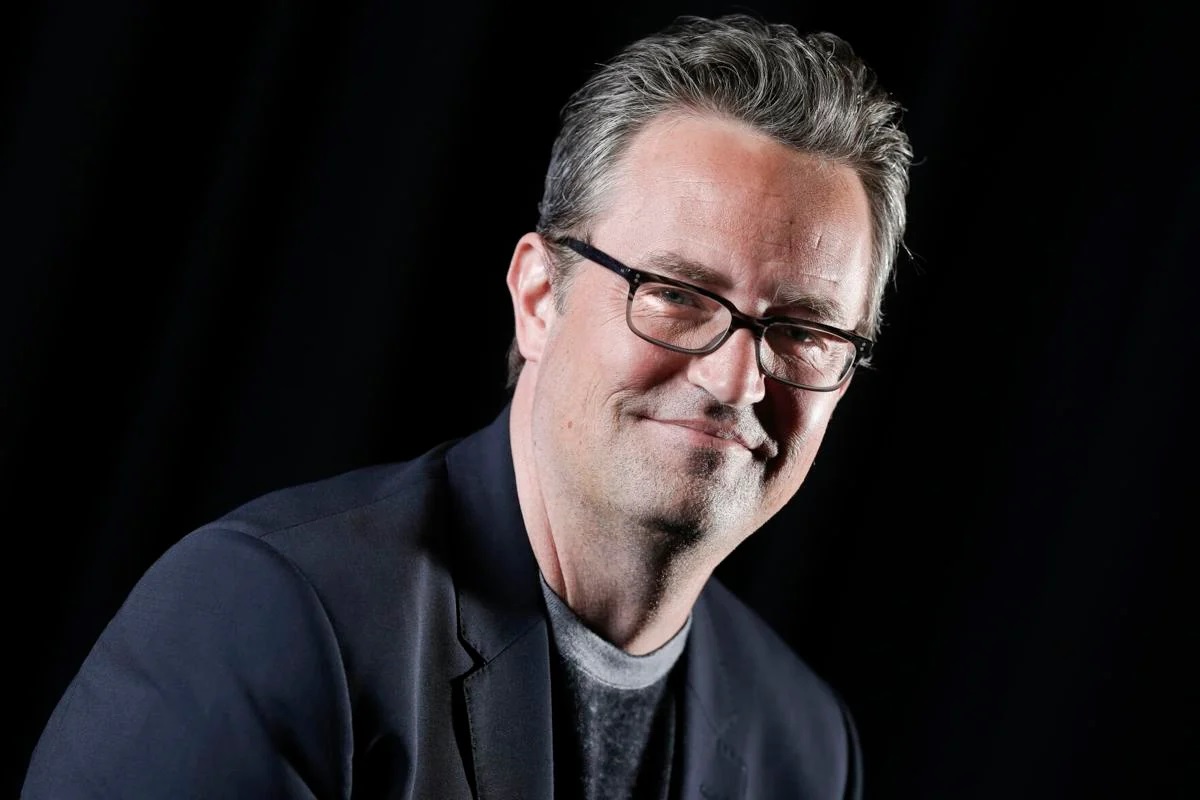 A murit Matthew Perry