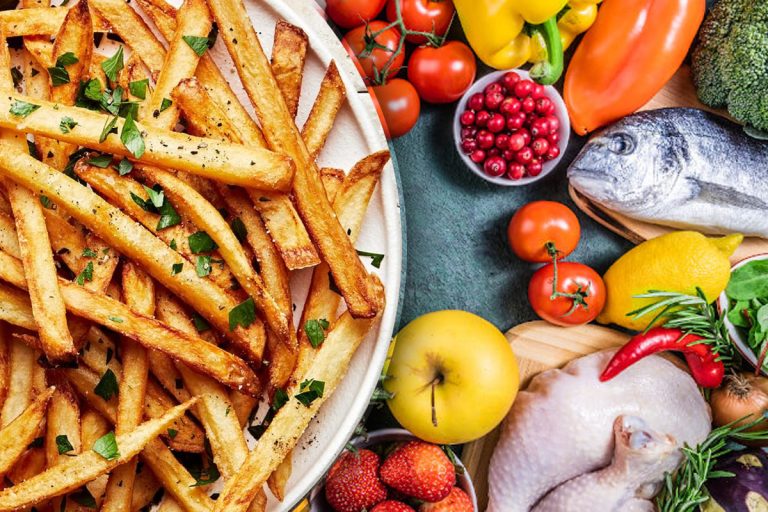 Alimentele cu care să nu combini niciodată cartofii prăjiți. Mulți fac greșeala