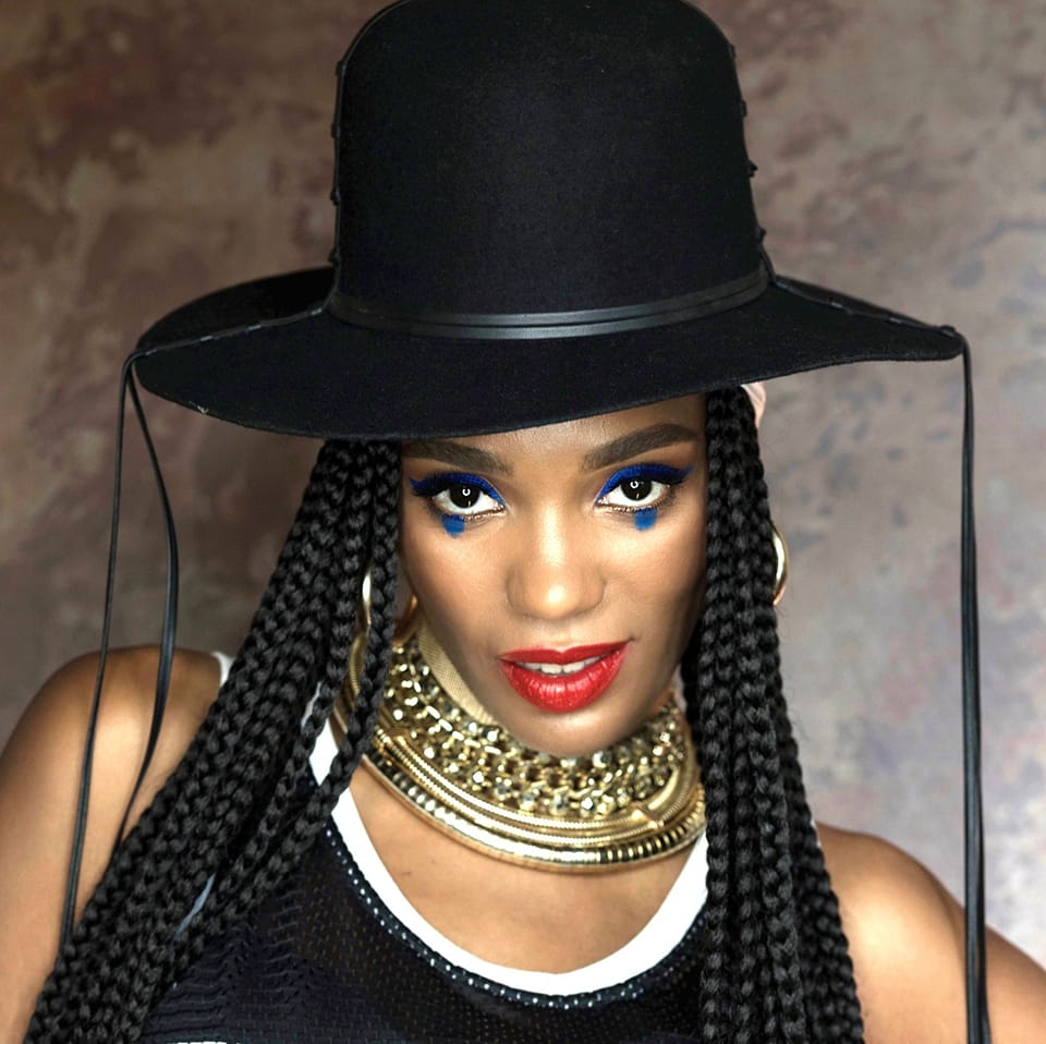 Ce s-a ales de Julie Mayaya, prima femeie care a castigat Vocea Romaniei 1