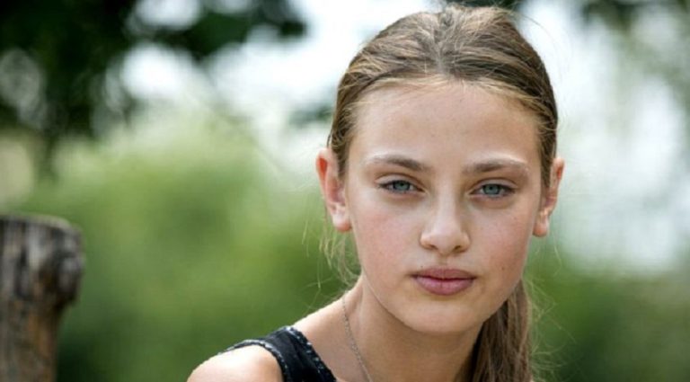 Ce s-a ales de păpușa de la Glina. Adina Asăvoaie s-a transformat radical, uluitor cum arată la 16 ani