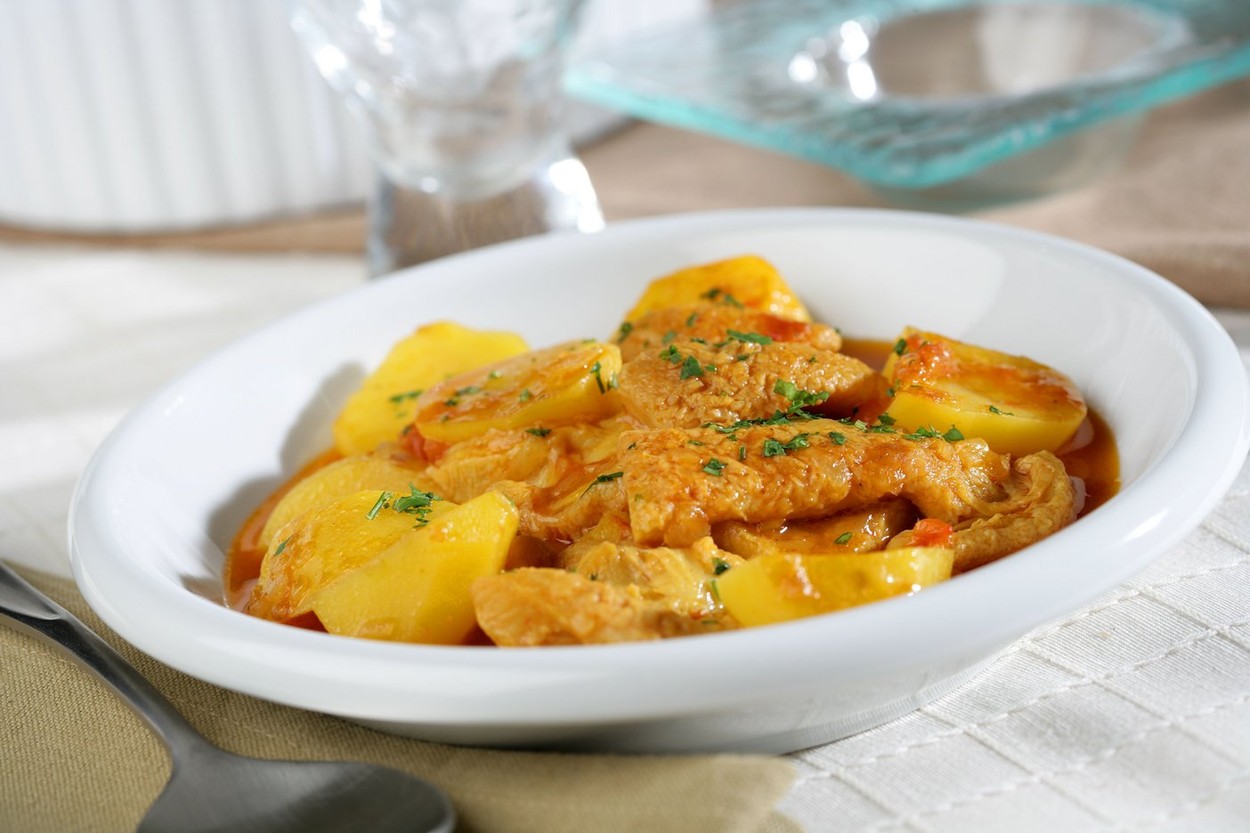 Ce sa adaugi la final in tocanita de cartofi