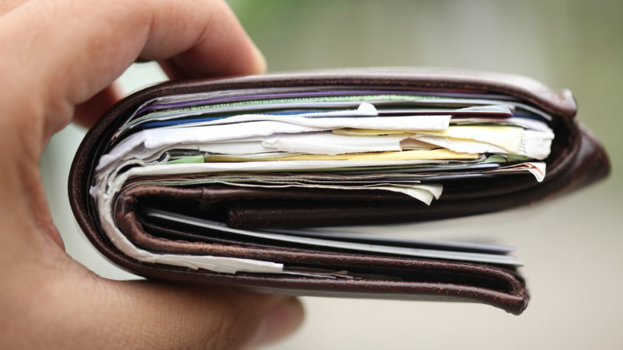 Nu mai păstra bonurile în portofel