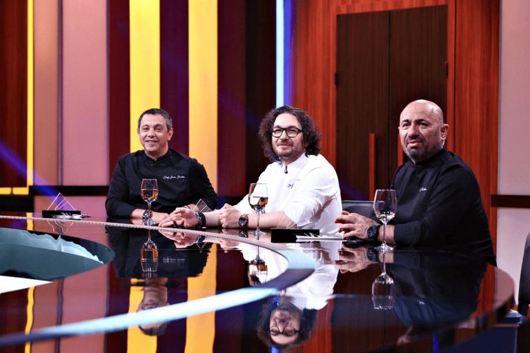Cine vor fi noii juraţi de la Chefi la cuţite. Surpriză majoră după plecarea lui Bontea, Scărlătescu și Dumitrescu