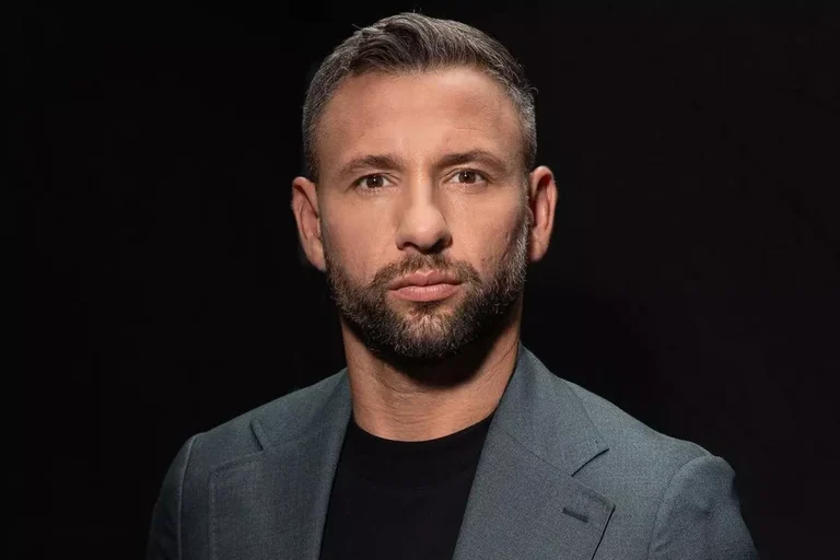 Cum a ajuns Răzvan Raț unul dintre cei mai bogați sportivi din România. ”În sportul românesc nu există educație financiară” VIDEO EXCLUSIV