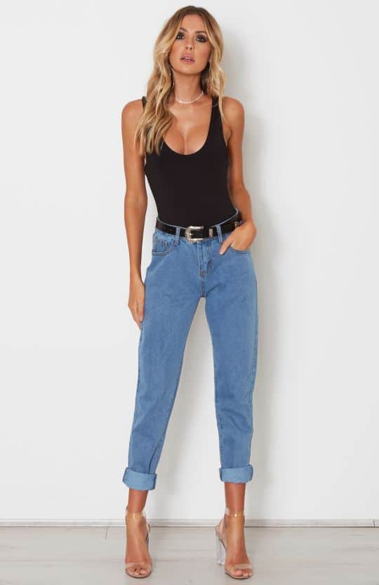 Cum sa porti cu stil blugii preferati ai lui Marilyn Monroe 1