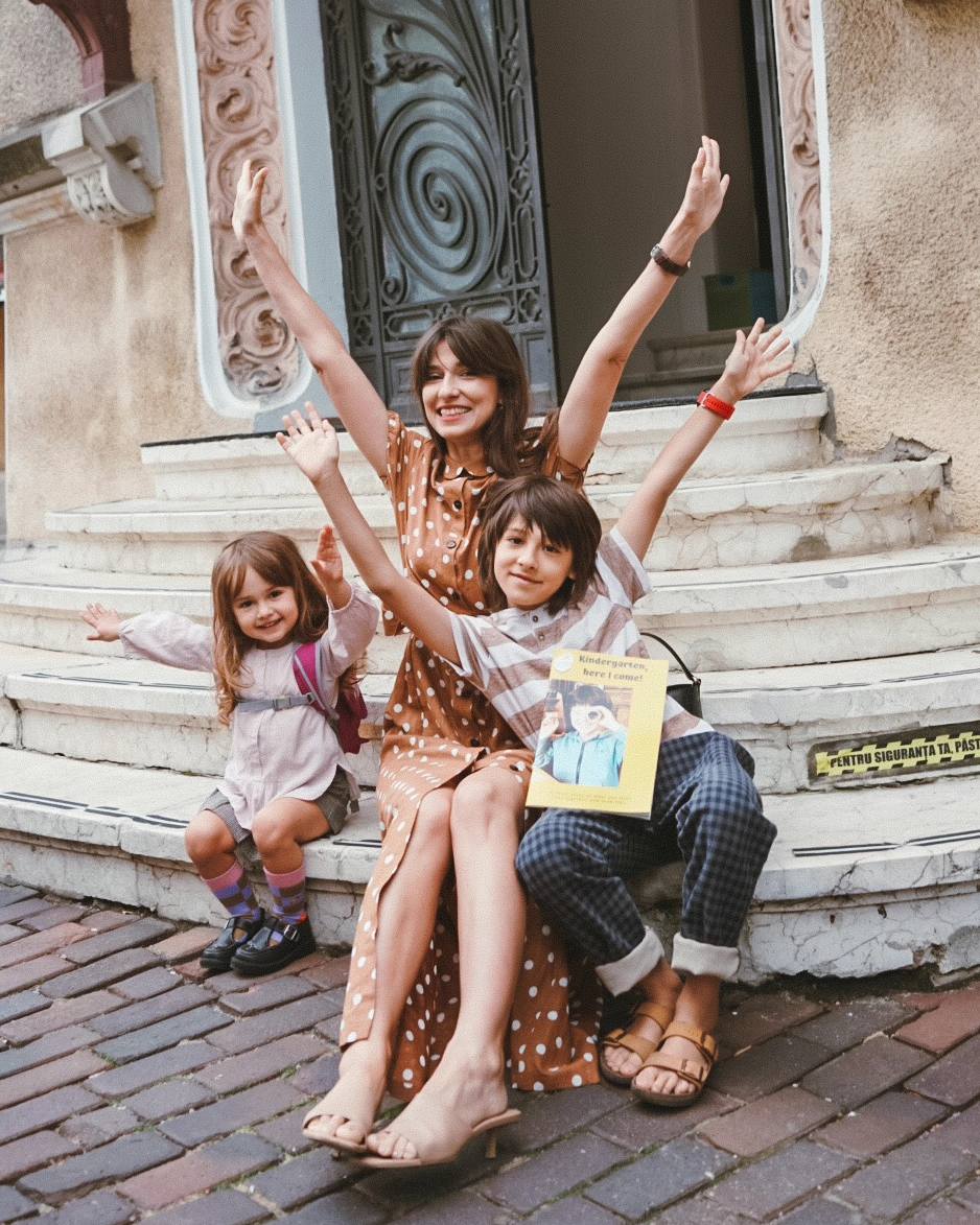 Ce face fiul Danei Rogoz, atunci când ea apare la televizor