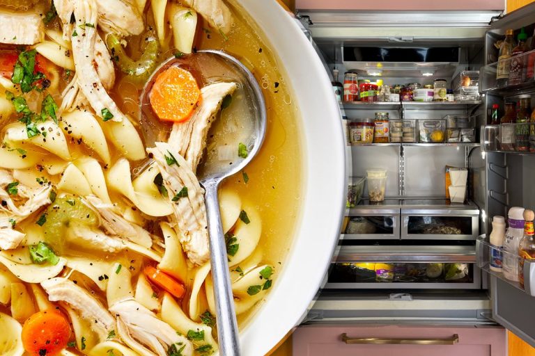 De ce se strică ciorba în frigider. Greșeala uriașă pe care trebuie să o eviți