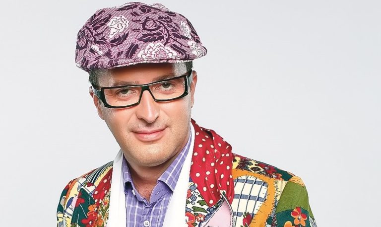 Dezbrăcatu’ de la Cronica Cârcotașilor vrea să dea lovitura în România. Afacerea inedită în care se lansează: ”Veniți și cumpărați” VIDEO EXCLUSIV