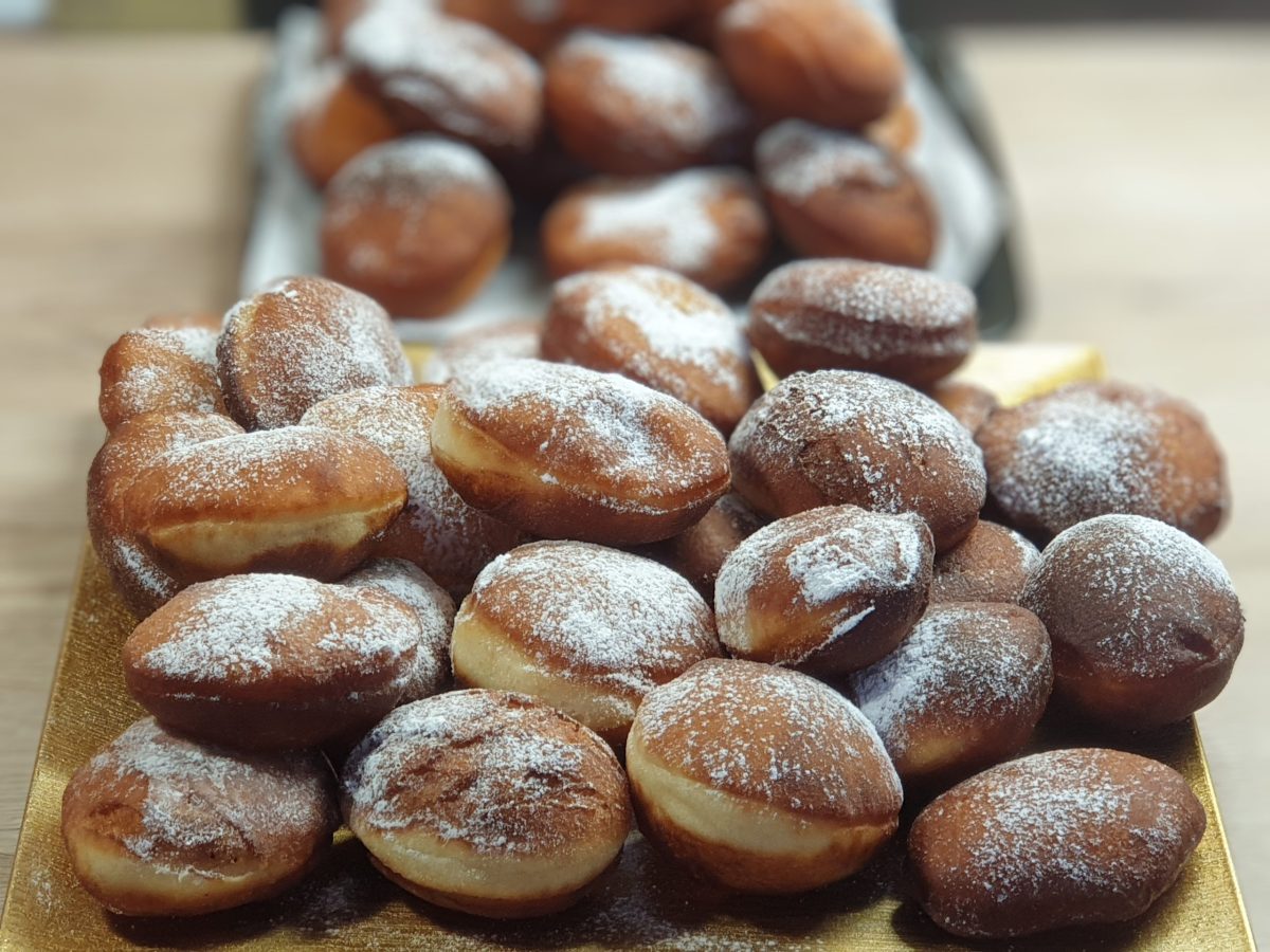 Gogoși pufoase. Rețeta clasică