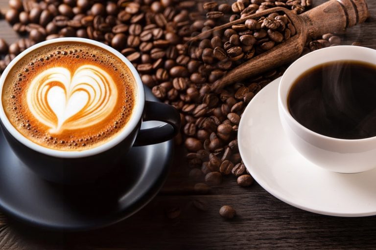 Ingredientul secret pe care să-l pui în cafea pentru o aromă deosebită. Trucul pentru un gust nemaipomenit