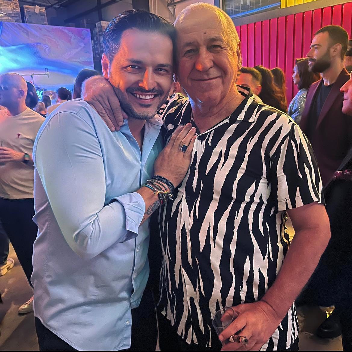 Liviu Varciu a vandut haine la portbagaj si nu se sfieste sa recunoasca asta 4