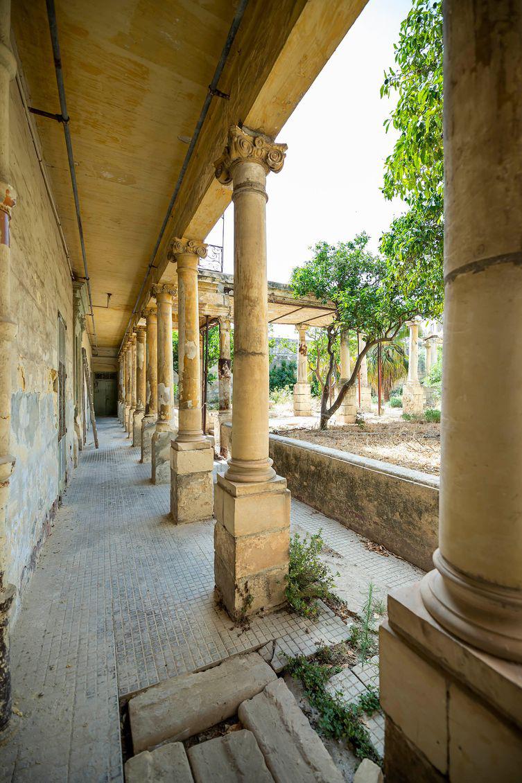 Cum arata acum vila din Malta in care Regina Elisabeta si Printul Philip au locuit la inceputul casniciei lor