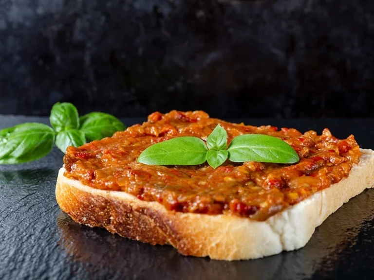 Rețetă rapidă de zacuscă. Ce să adaugi pentru un plus de savoare. Trucul special al lui chef Florin Dumitrescu