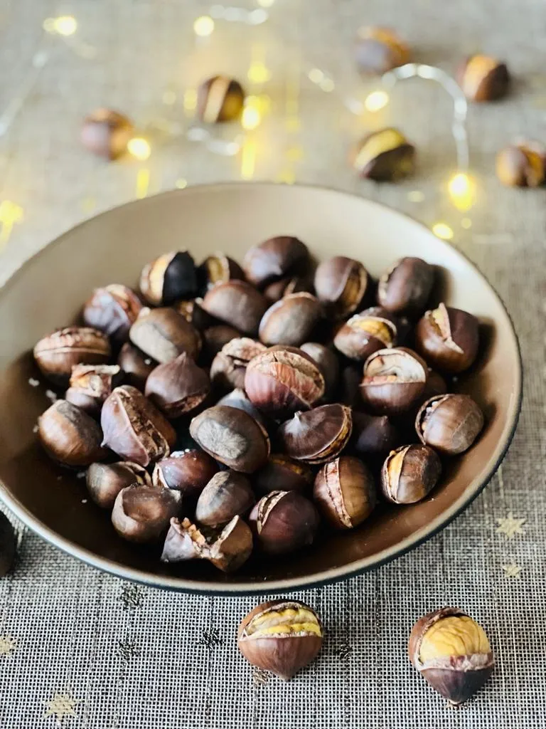 Unde se țin castanele înainte de a le băga la cuptor