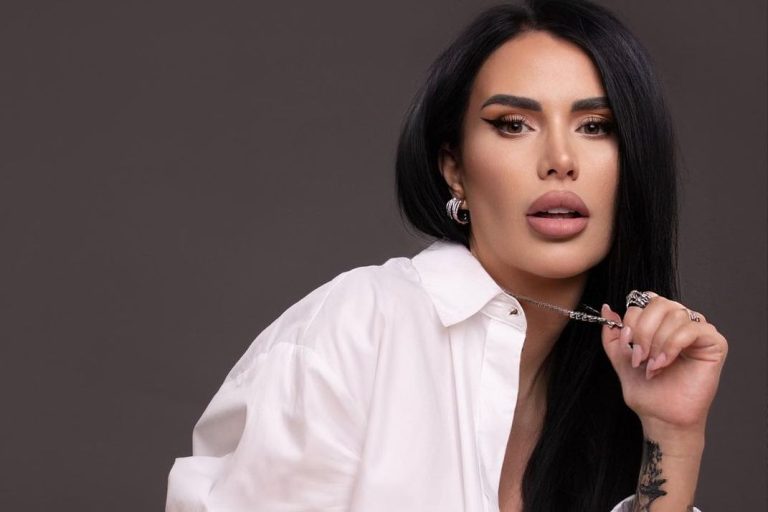 Un nou membru în familia Danielei Crudu. A născut un băiețel, prima imagine cu bebelușul