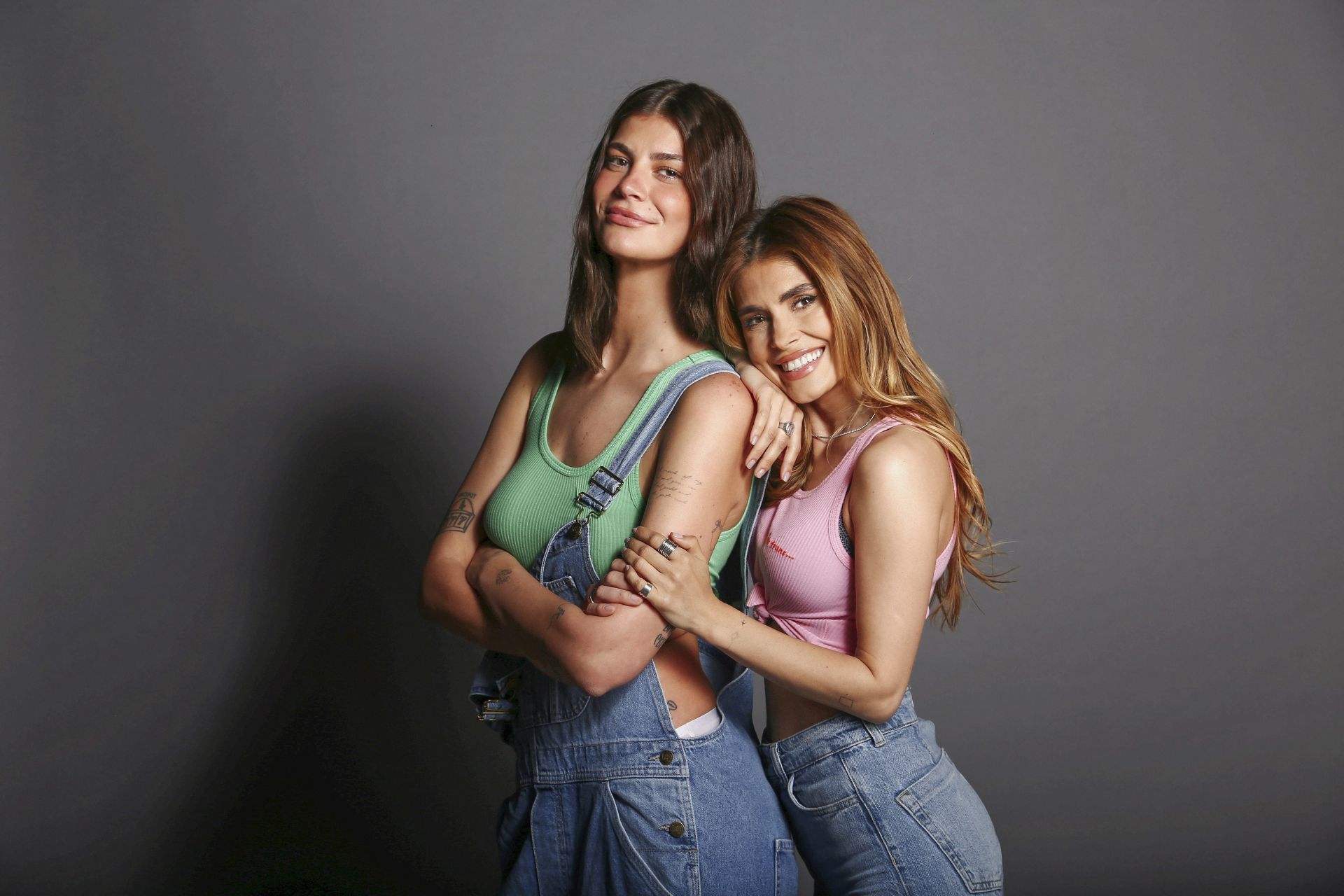 Laura Giurcanu si Sanziana Negru participa la America Express