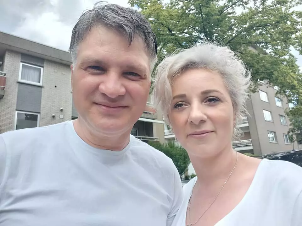 Artistul din România care divorțează de soția sa pentru a se căsători din nou cu ea