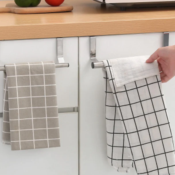 În ce să ții înmuiate prosoapele de bucătărie pentru a scăpa de pete și mirosul neplăcut.