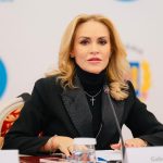 Imagini de colecție cu Gabriela Firea, din tinerețe
