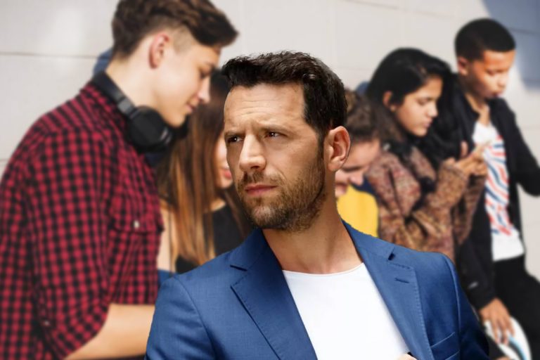 Adrian Nartea, sfaturi pentru noua generație: „Poți să fii și obraznic, dacă ești educat”. Ce calități ar trebui să aibă un tânăr, în 2023: „Asta este o șmecherie” VIDEO EXCLUSIV