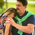 Alin Panc și Văru Săndel recunosc că își dau roluri în filmele produse de ei ca să facă economie la buget