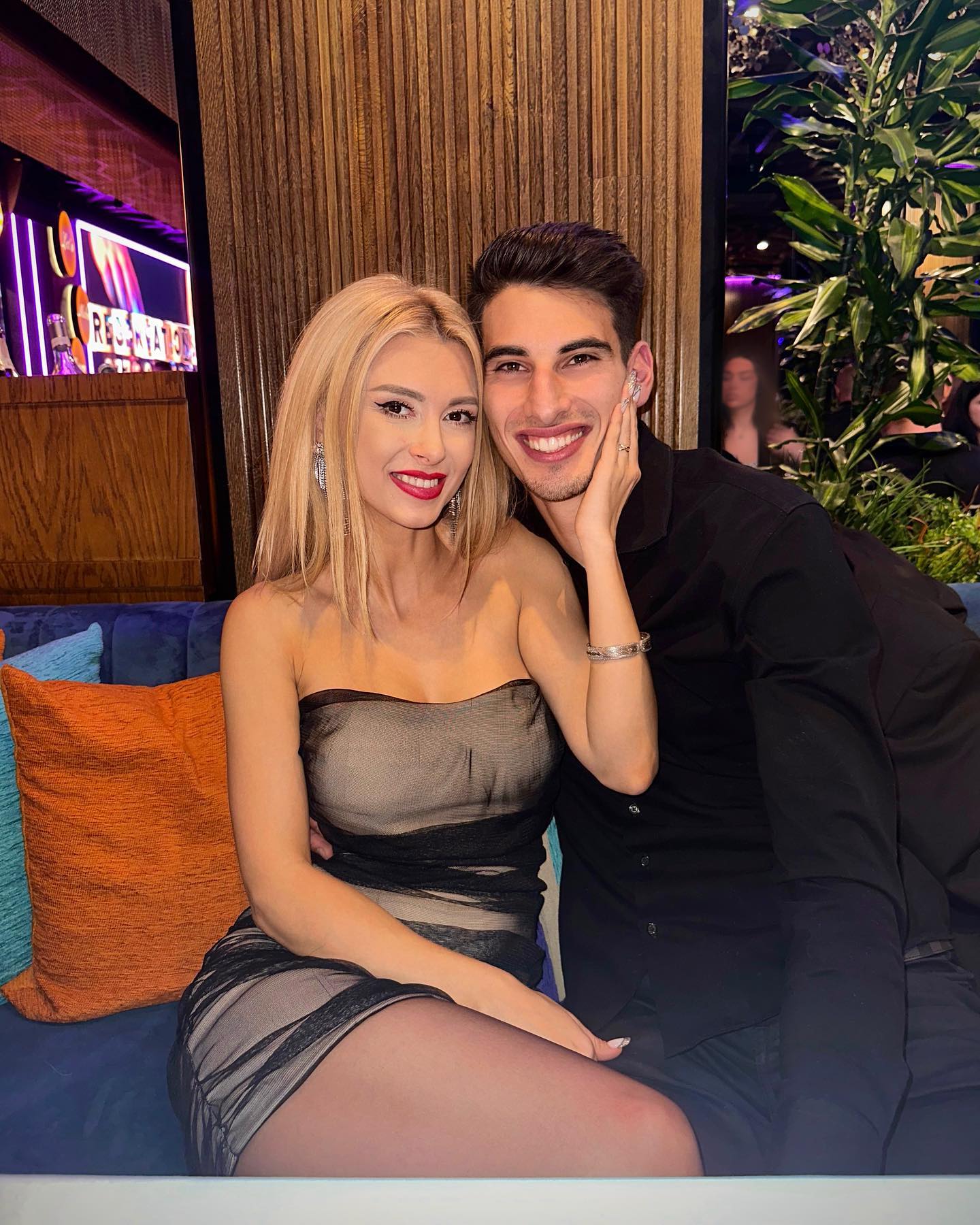 Andreea Balan, ipostaza senzuala in cada 2