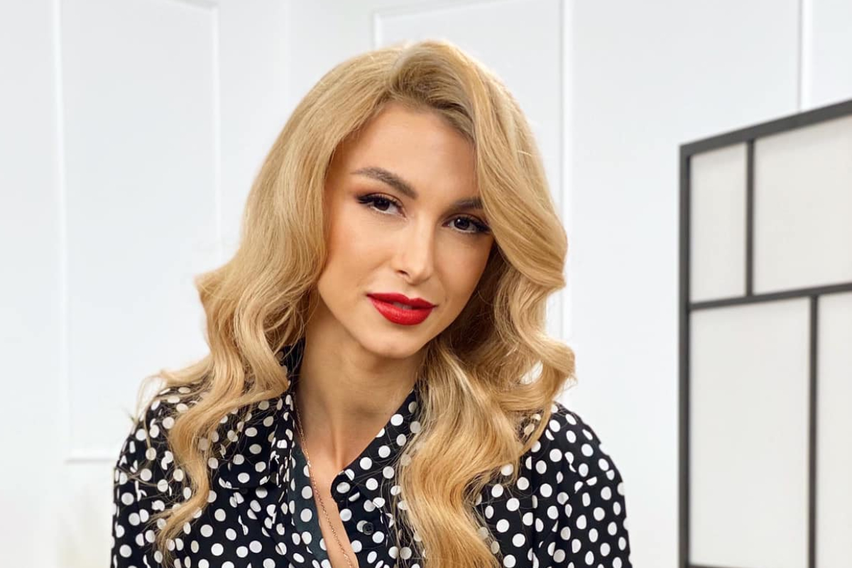 Andreea Balan, ipostaza senzuala in cada