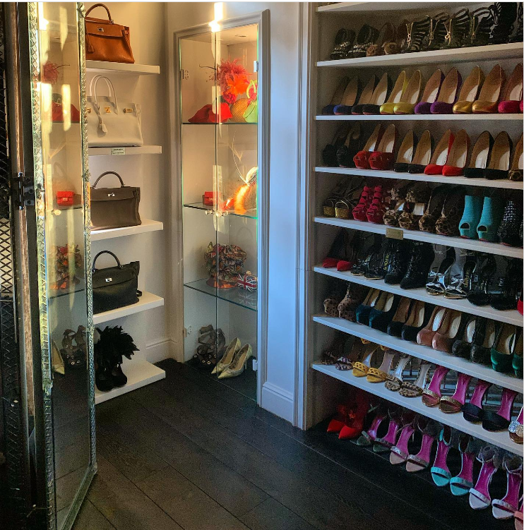 Cât costă gențile purtate de Dana Budeanu. Colecția vedetei include printre cele mai scumpe poșete din lume