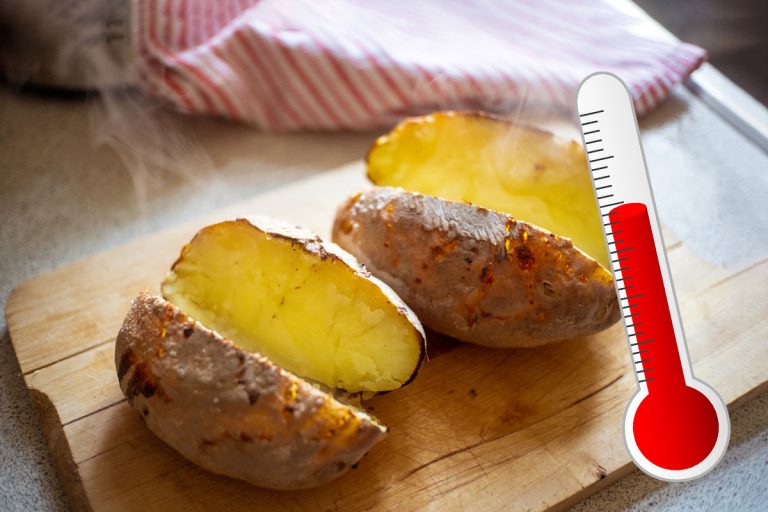 Cât se țin cartofii la cuptor. La ce temperatură și pe ce e bine să-i așezi. Trucuri de aur pentru cei mai buni cartofi copți