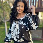 Câți bani face Gabriela Cristea din afacerea cu haine. Cât costă o rochie creată de vedeta TV