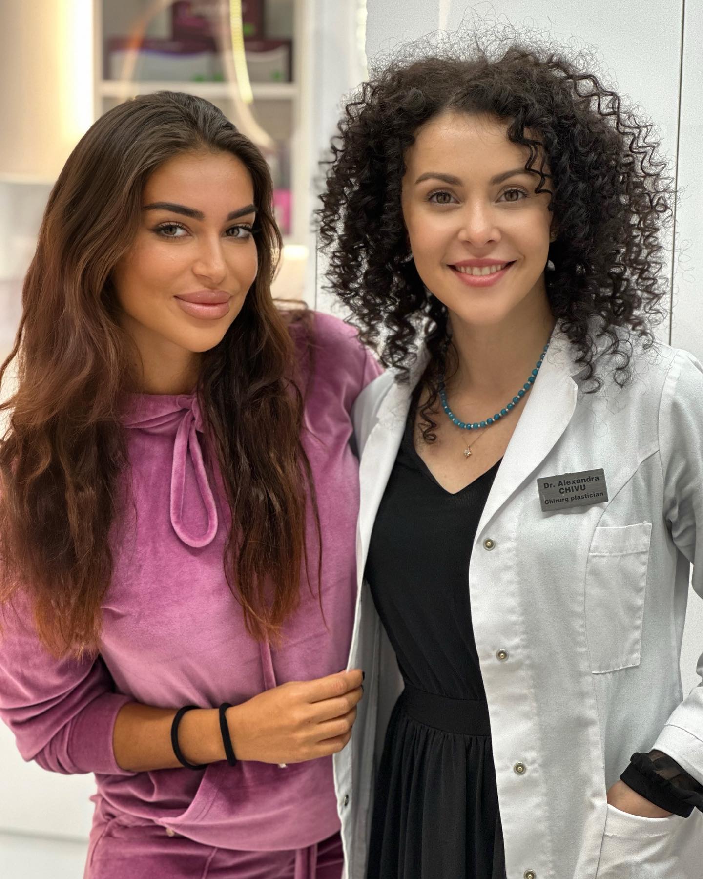 Ce a ajuns să facă Elena Ionescu pentru bani, la 3 ani de la câștigarea Survivor România. S-a operat până s-a transformat