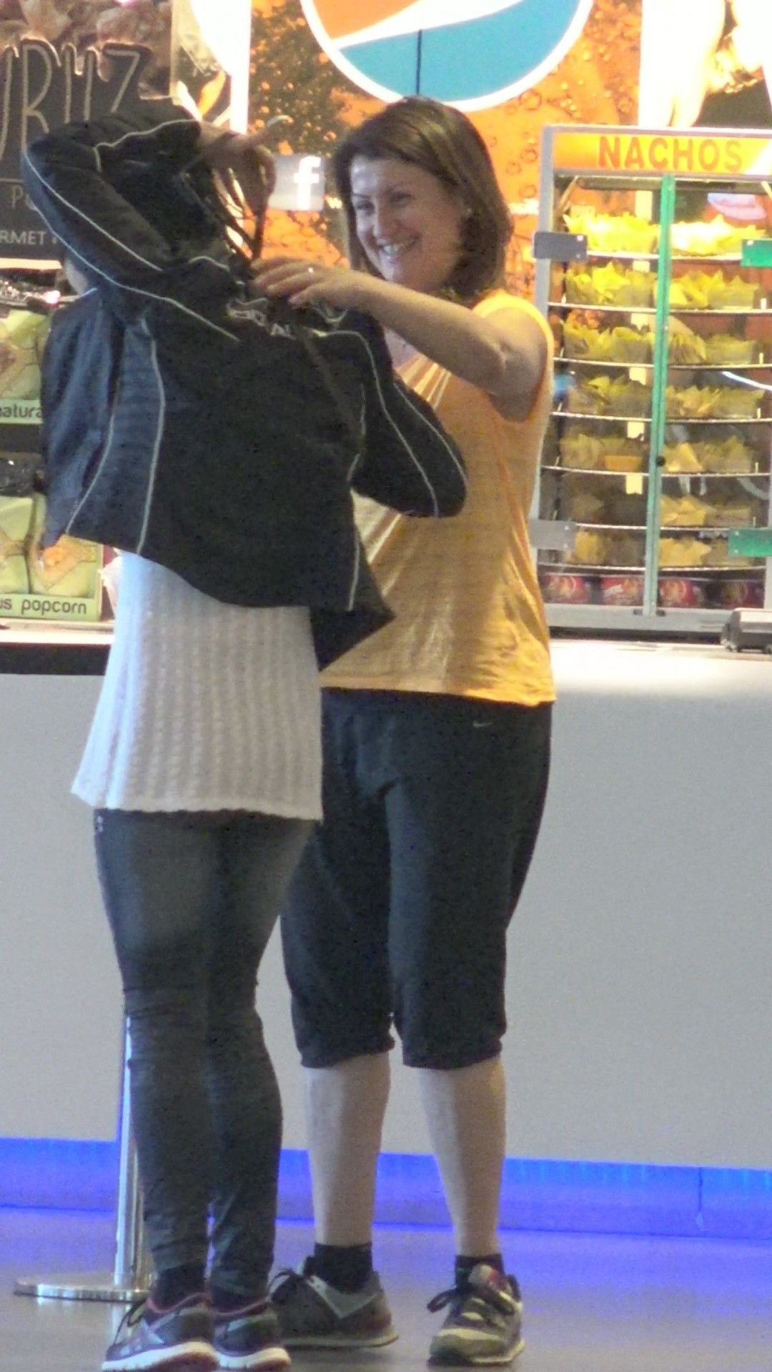 Ce s-a ales de presupusa amantă a lui Ștefan Bănică Jr. Abia o mai recunoști, cum s-a răzbunat Andreea Marin pe ea