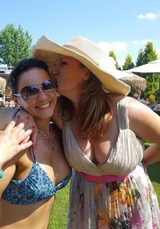 Ce s-a ales de presupusa amantă a lui Ștefan Bănică Jr. Abia o mai recunoști, cum s-a răzbunat Andreea Marin pe ea