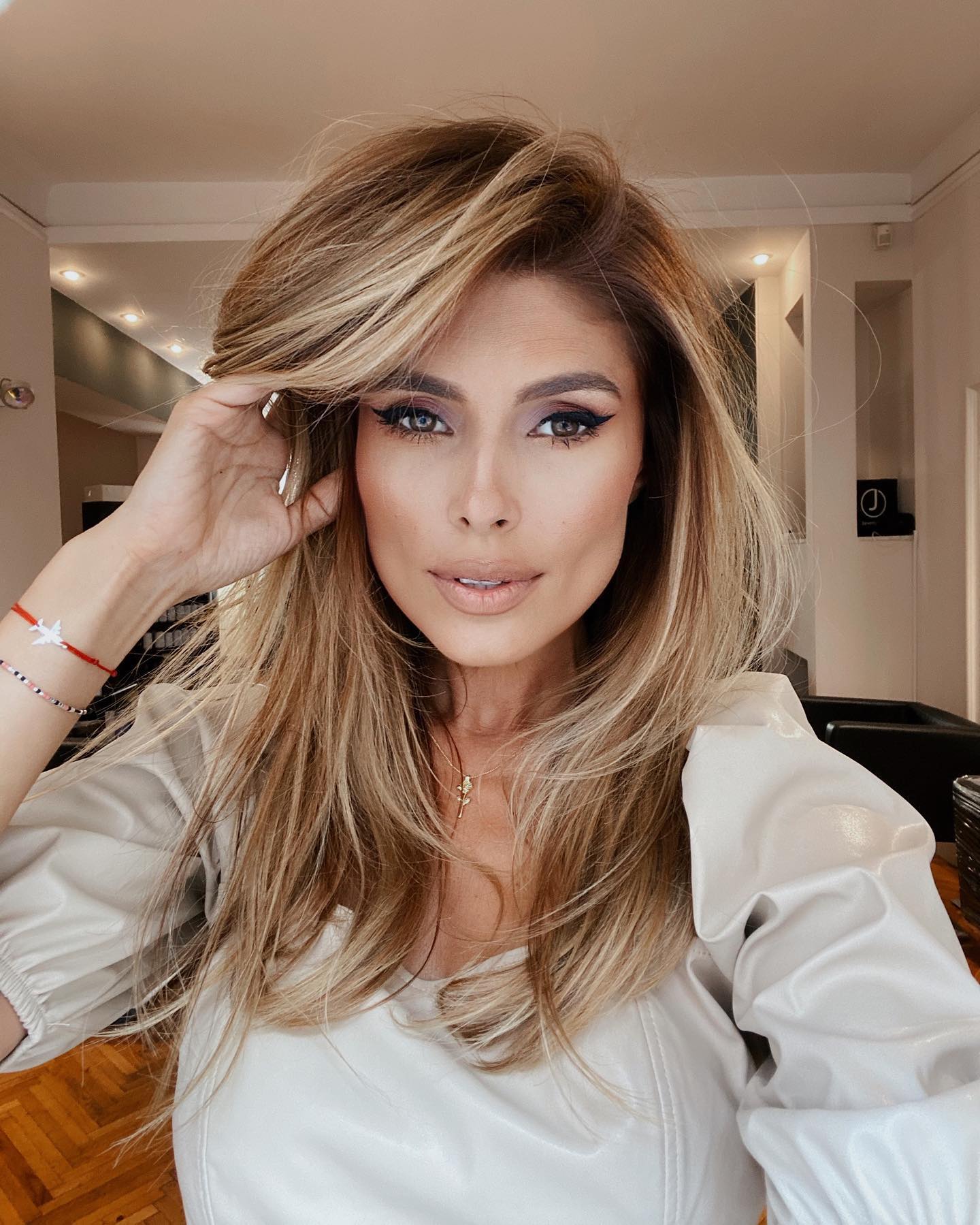 Cine este Sânziana Negru. Cum a ajuns celebră, de fapt, concurenta de la America Express 2023